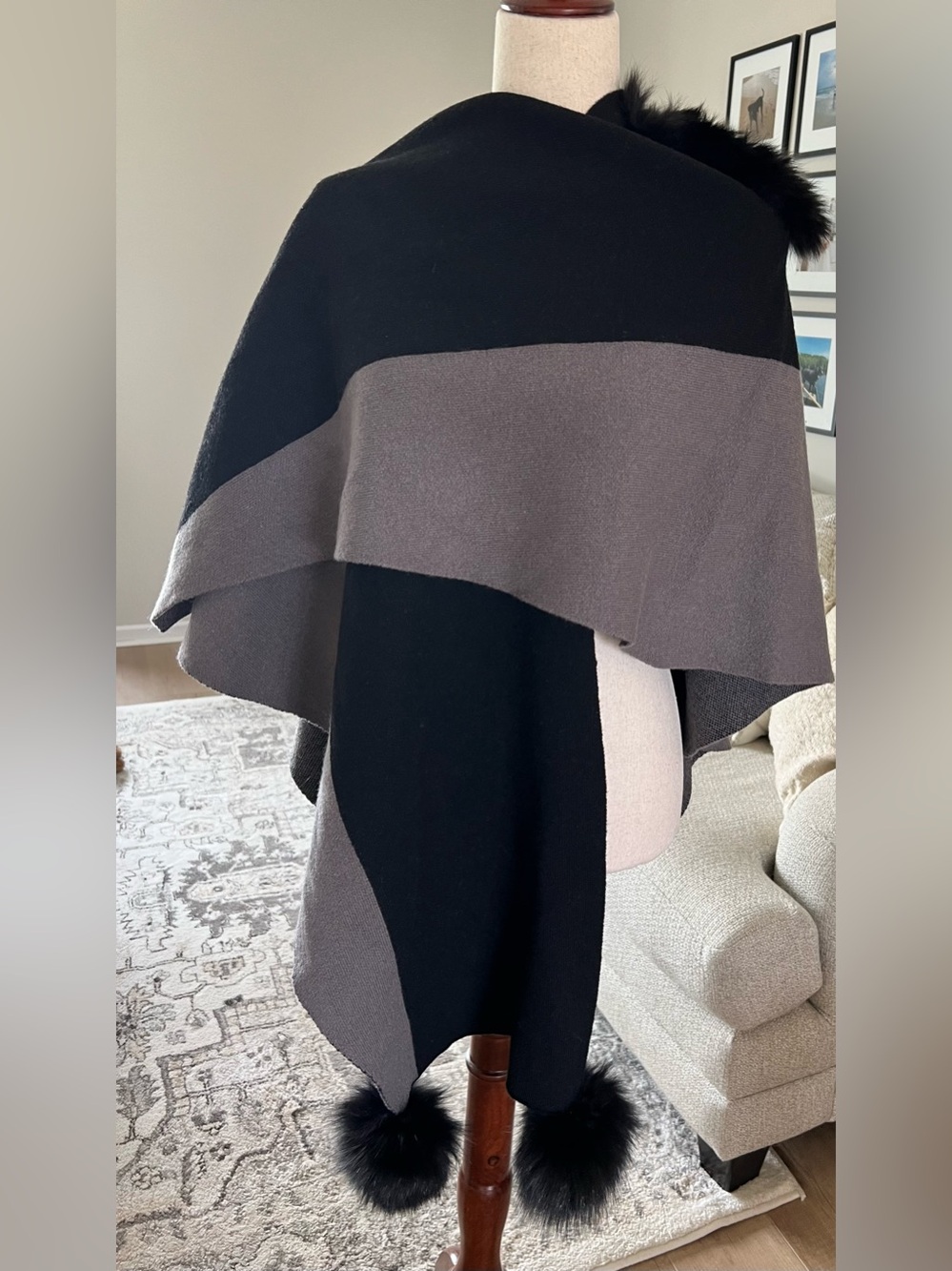 Mitchie’s Wool Knit Color Block Poncho Cape Gray Black Fur Poms O/S